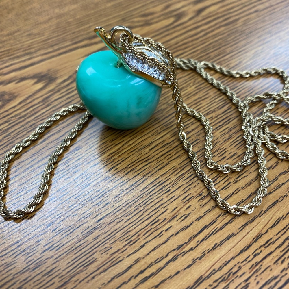 Apple #1 lighter green necklace